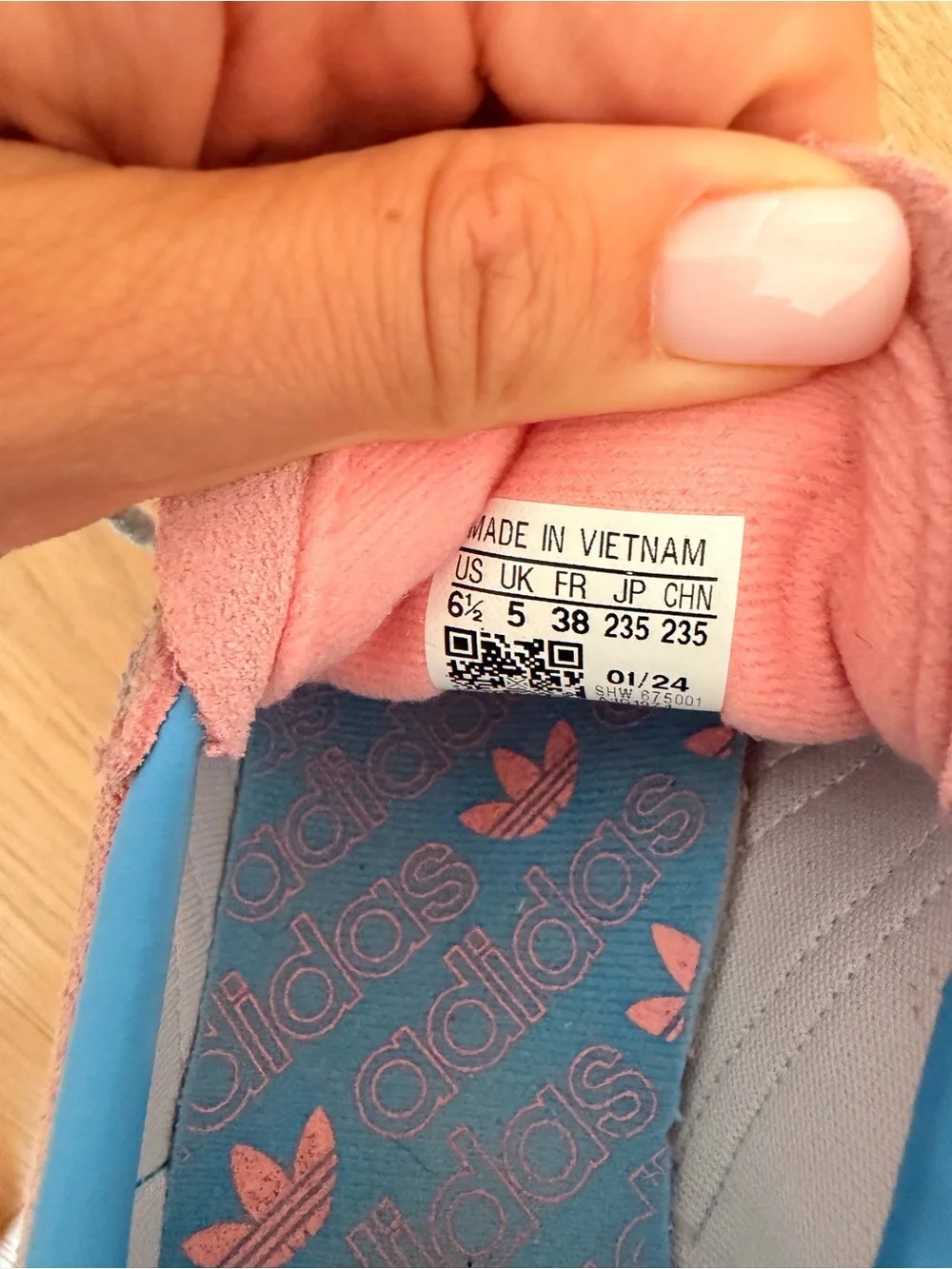 Adidas Handball Spezial Pink Blue Sneakers Women’s 6.5